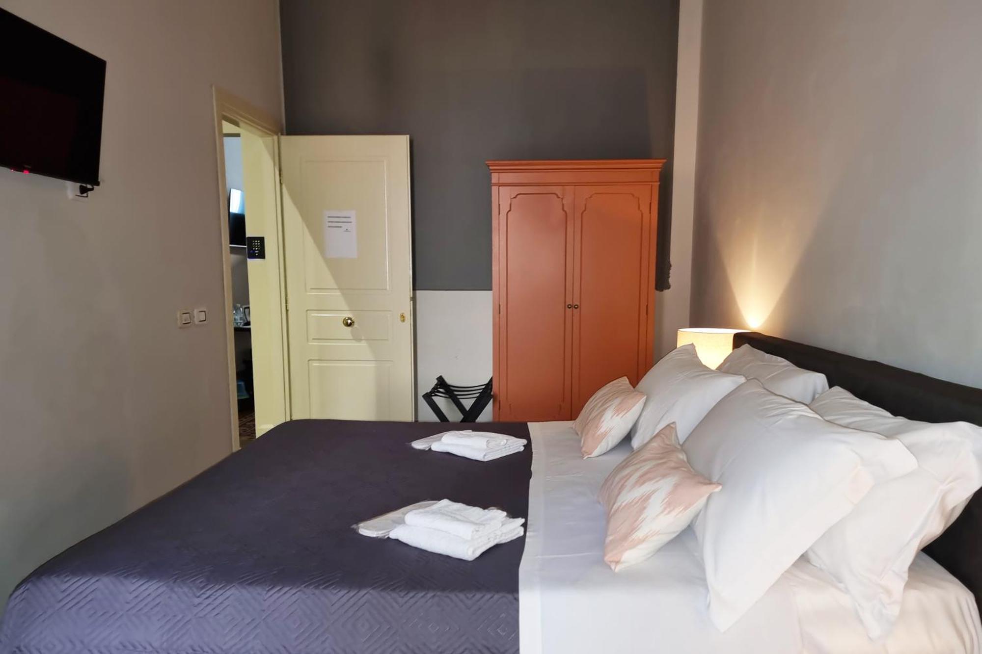Borgo Antico Rooms Messina Exterior foto